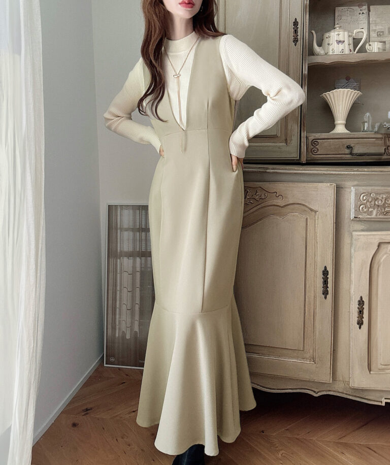 深Vネックジャンパーマーメイドスカート | Meiru(メイル)｜公式LOOKBOOK