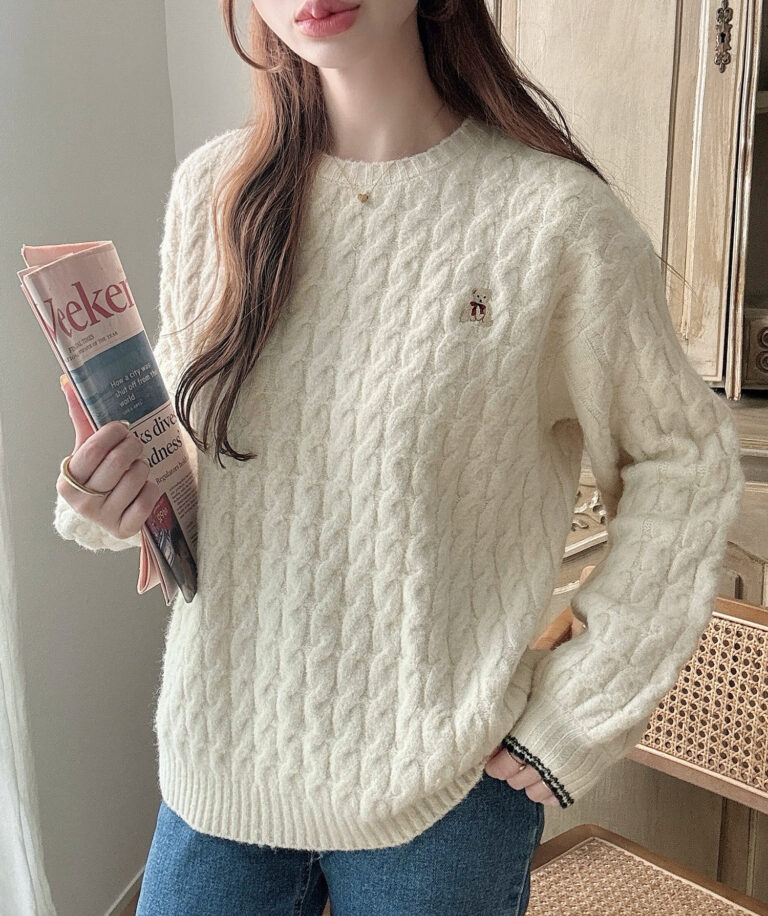 着丈が選べる】くま刺繍ケーブルニット | Meiru(メイル)｜公式LOOKBOOK